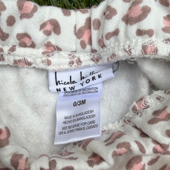 Pink & White leopard print baby Outfit & Pink butterfly top w/ pink floral pants - Picture 6 of 11